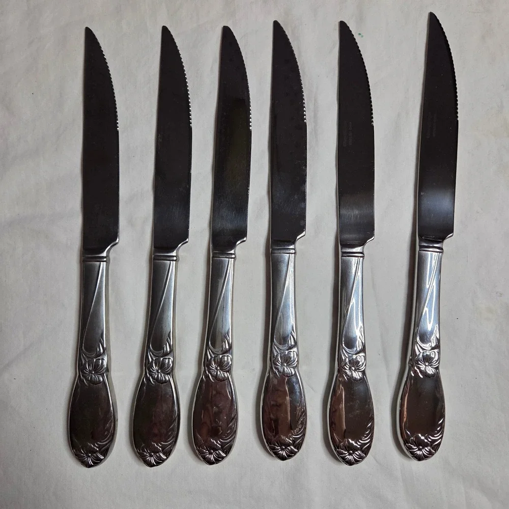 Reed & Barton La Bella Stainless Steel Floral Handle Steak Knives‎ Set of 6
